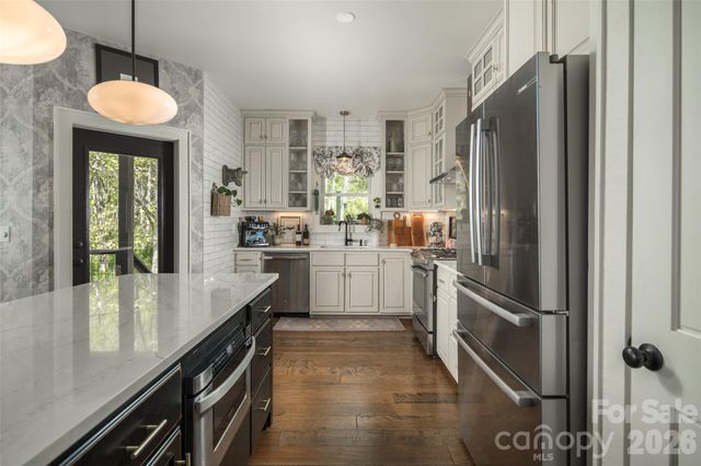 497 Black Locust Circle, Blowing Rock, NC 28605