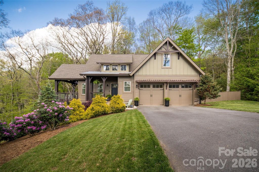 497 Black Locust Circle, Blowing Rock, NC 28605