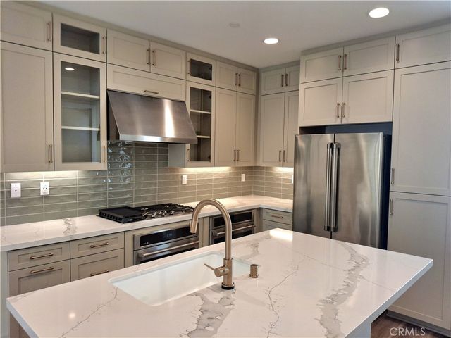 3540 Via Nido, Carlsbad, CA 92009