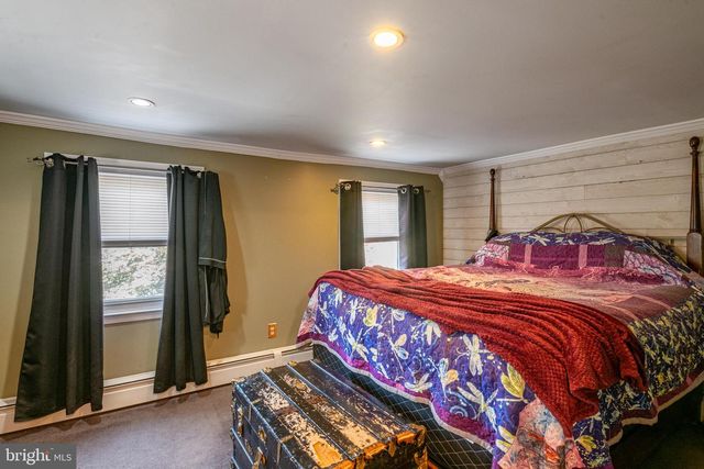 325 S 3RD ST, Hamburg, PA 19526