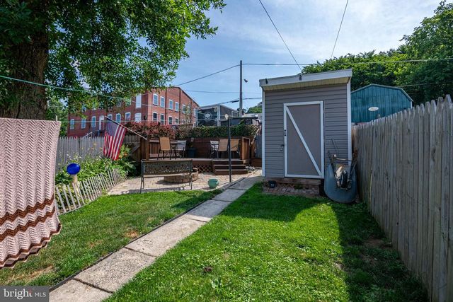 325 S 3RD ST, Hamburg, PA 19526