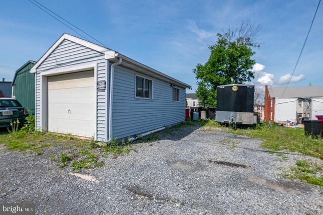 325 S 3RD ST, Hamburg, PA 19526