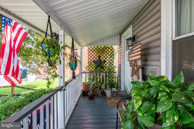 325 S 3RD ST, Hamburg, PA 19526