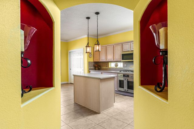 10524 Bilboa Street NW, Albuquerque, NM 87114