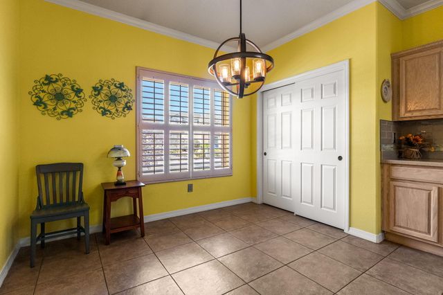 10524 Bilboa Street NW, Albuquerque, NM 87114