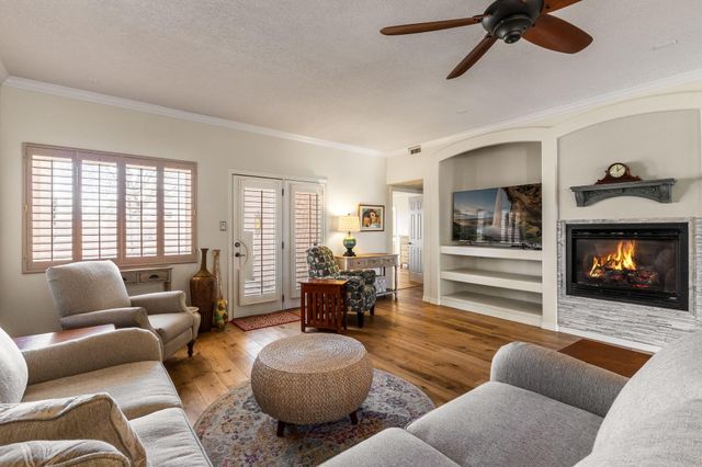 10524 Bilboa Street NW, Albuquerque, NM 87114