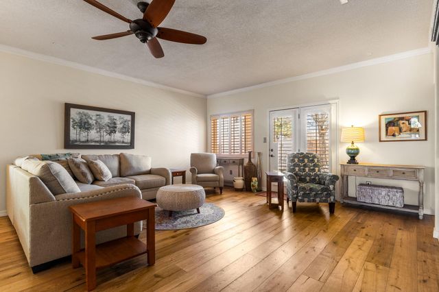 10524 Bilboa Street NW, Albuquerque, NM 87114