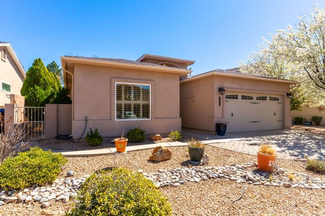 10524 Bilboa Street NW, Albuquerque, NM 87114