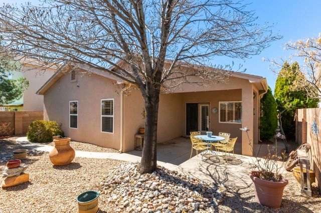 10524 Bilboa Street NW, Albuquerque, NM 87114