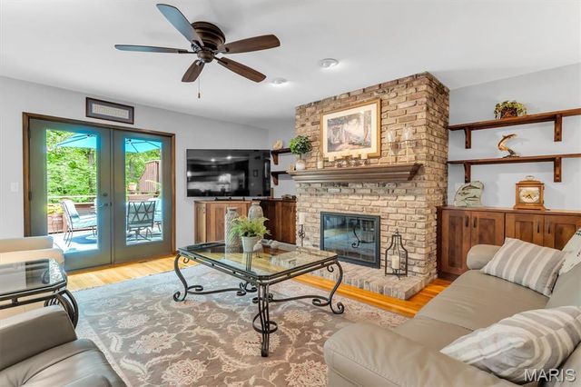 1531 Birnamwood Trail Drive, Twin Oaks, MO 63021