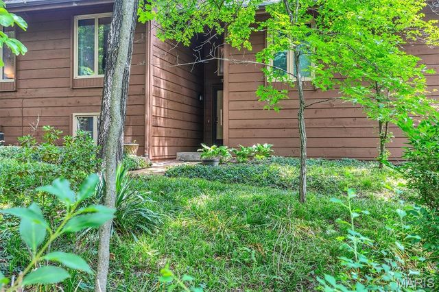 1531 Birnamwood Trail Drive, Twin Oaks, MO 63021