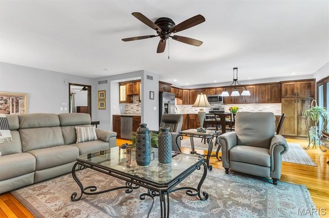 1531 Birnamwood Trail Drive, Twin Oaks, MO 63021