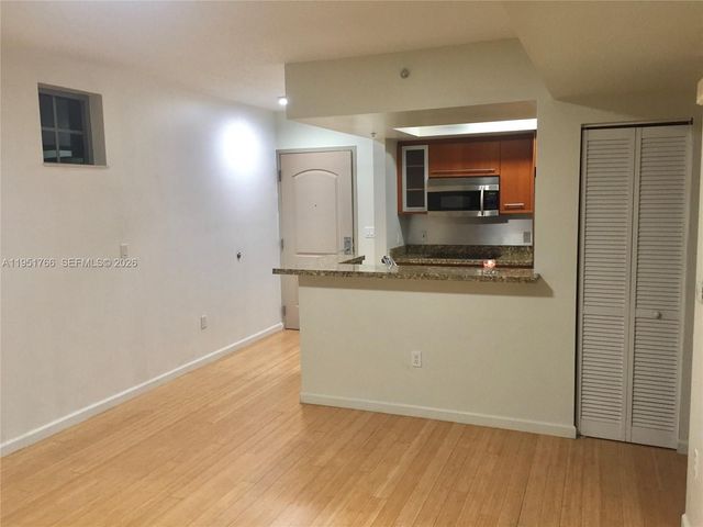 110 Washington Ave 1710, Miami Beach, FL 33139