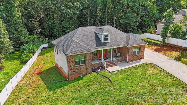 1473 Morningside Drive, Iron Station, NC 28080