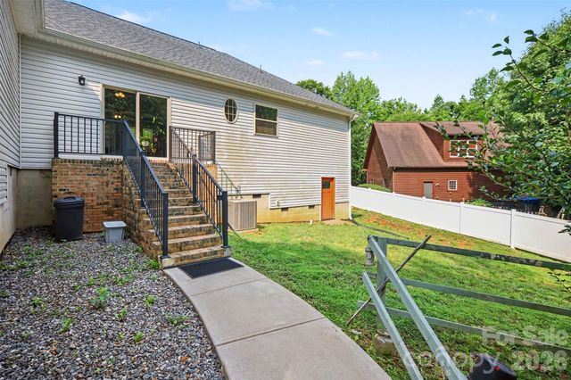 1473 Morningside Drive, Iron Station, NC 28080