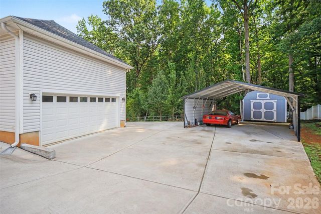 1473 Morningside Drive, Iron Station, NC 28080