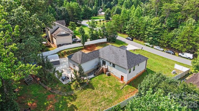 1473 Morningside Drive, Iron Station, NC 28080