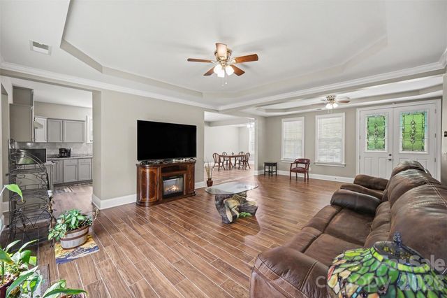 1473 Morningside Drive, Iron Station, NC 28080