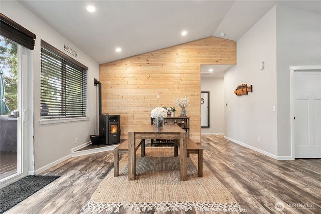 20 E Laurel Park, Union, WA 98592