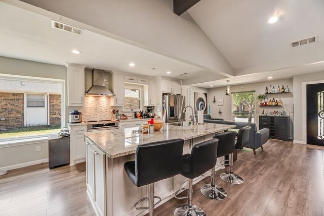 17628 Medina Drive, Dallas, TX 75287