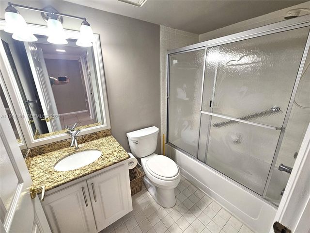 10722 W Clairmont Cir 102, Tamarac, FL 33321