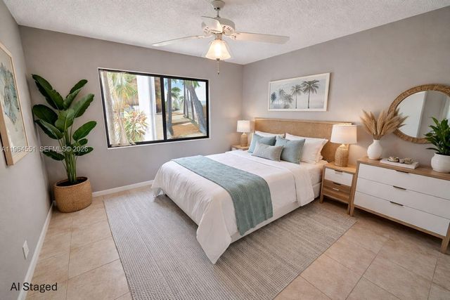 10722 W Clairmont Cir 102, Tamarac, FL 33321