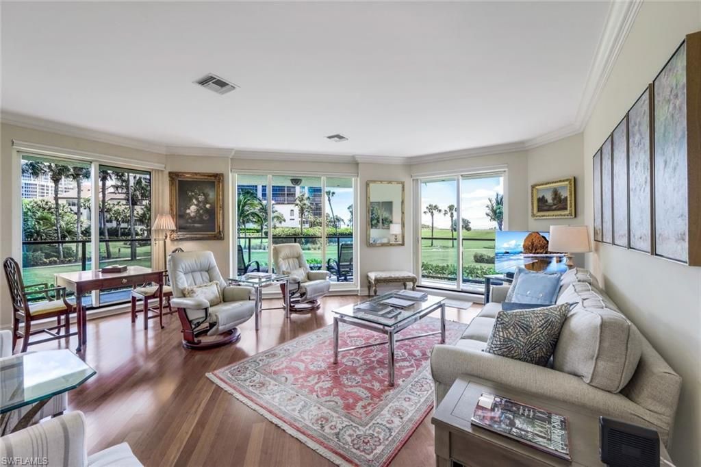 4901 Gulf Shore BLVD N 104, Naples, FL 34103