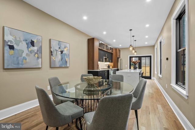 2214 MOUNT VERNON ST, Philadelphia, PA 19130