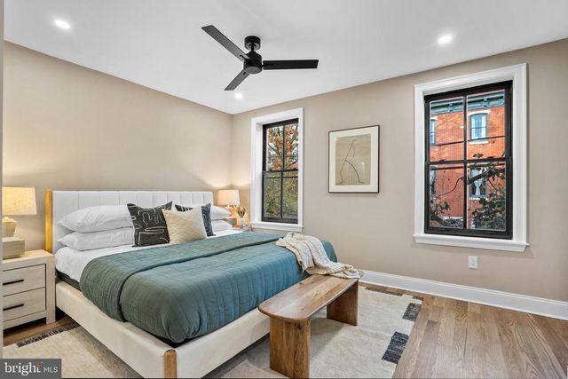 2214 MOUNT VERNON ST, Philadelphia, PA 19130