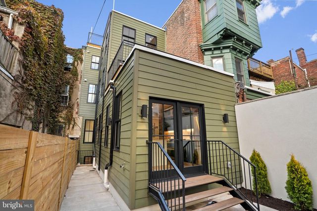 2214 MOUNT VERNON ST, Philadelphia, PA 19130