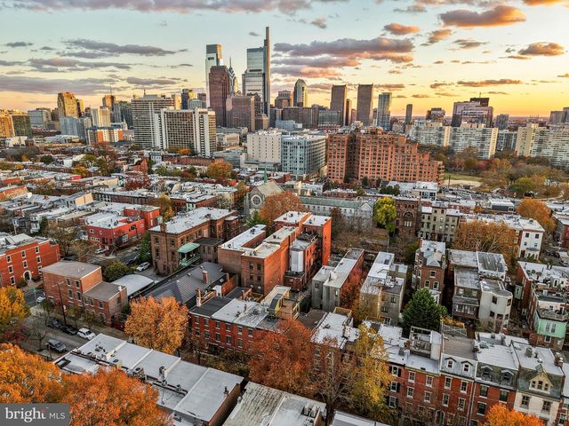 2214 MOUNT VERNON ST, Philadelphia, PA 19130