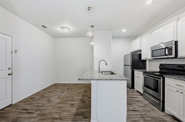 2333 N Hickory Street, Sherman, TX 75092