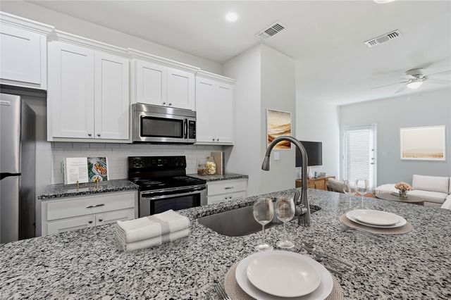 2333 N Hickory Street, Sherman, TX 75092