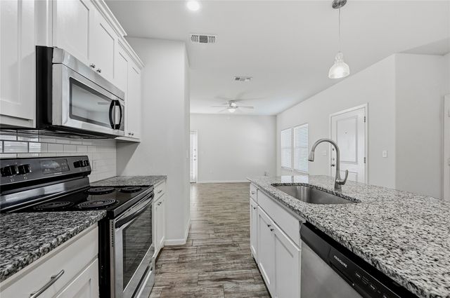 2333 N Hickory Street, Sherman, TX 75092
