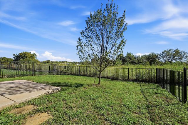 2333 N Hickory Street, Sherman, TX 75092