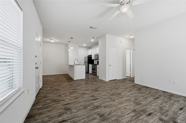 2333 N Hickory Street, Sherman, TX 75092