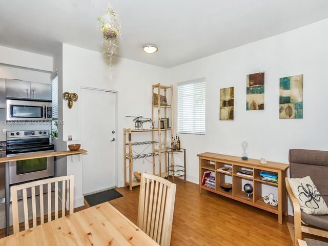 1000 Meridian Ave 15, Miami Beach, FL 33139