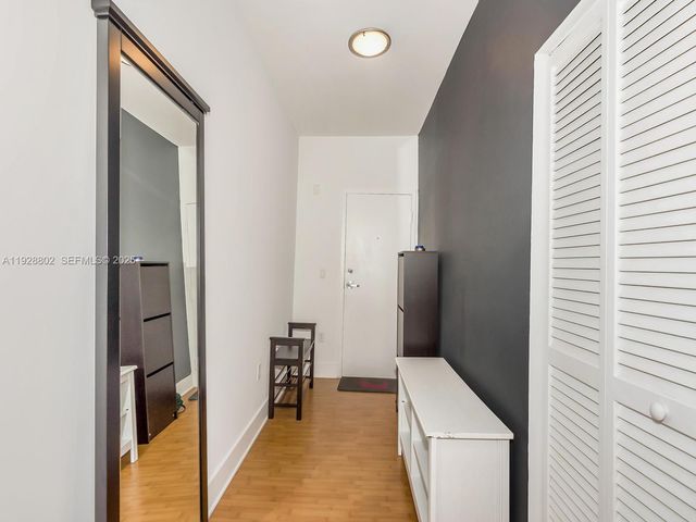 1000 Meridian Ave 15, Miami Beach, FL 33139