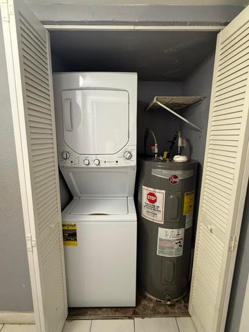 1045 S Flagler Avenue 712, Pompano Beach, FL 33060