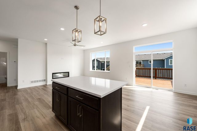 6400 S Dublin Ave Avenue, Sioux Falls, SD 57106