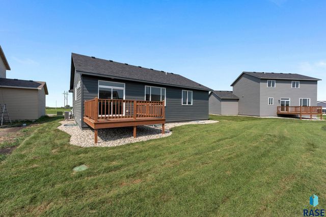 6400 S Dublin Ave Avenue, Sioux Falls, SD 57106