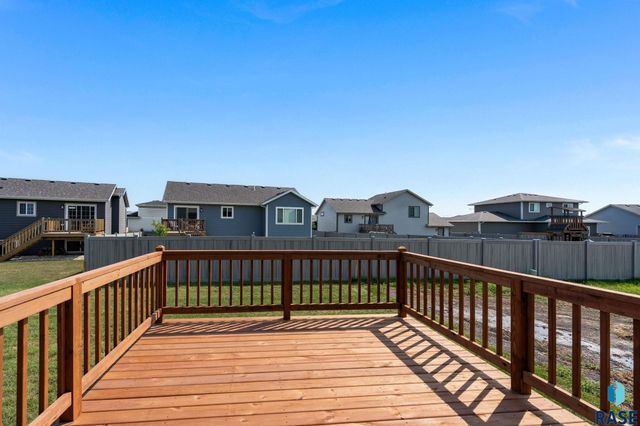 6400 S Dublin Ave Avenue, Sioux Falls, SD 57106