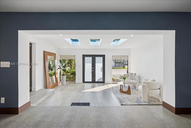 2305 Magnolia Dr, North Miami, FL 33181