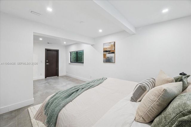 2305 Magnolia Dr, North Miami, FL 33181