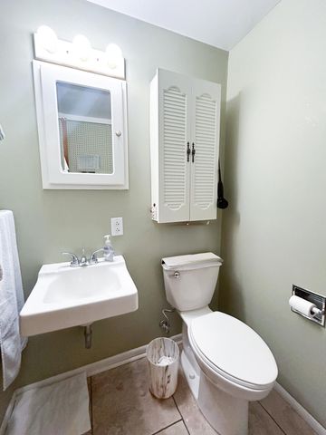 911 W Water Street, New Buffalo City, MI 49117