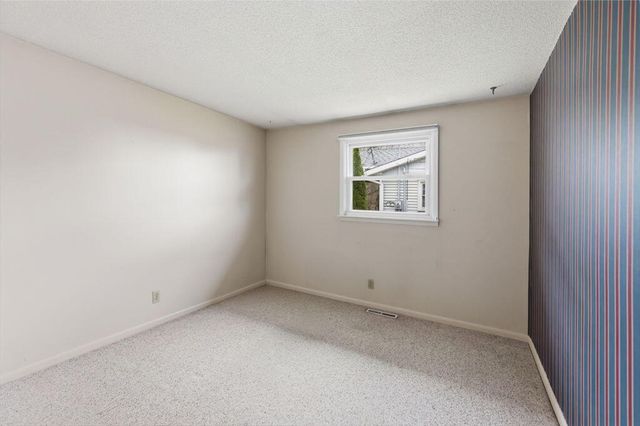 911 W Water Street, New Buffalo City, MI 49117