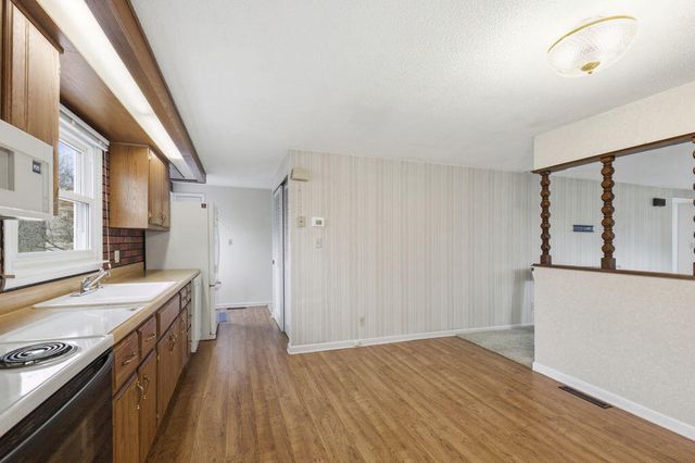 911 W Water Street, New Buffalo City, MI 49117