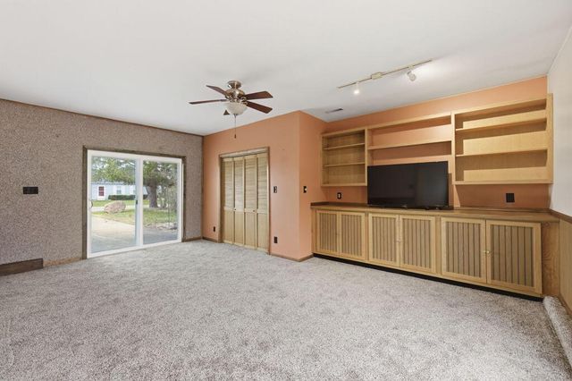 911 W Water Street, New Buffalo City, MI 49117