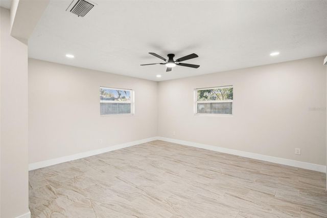 815 SHANGRI LA DRIVE, Seffner, FL 33584