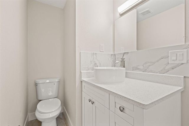 815 SHANGRI LA DRIVE, Seffner, FL 33584